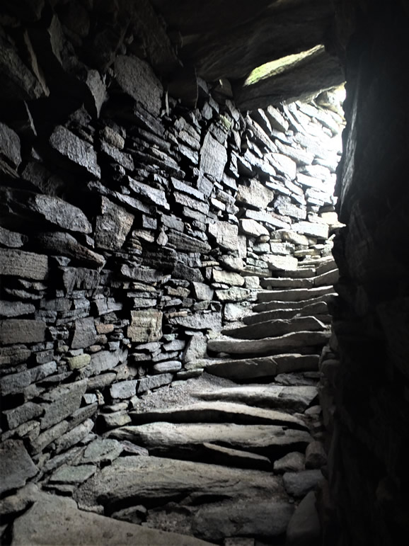 DSCF7864_E: Dun Carloway Broch
