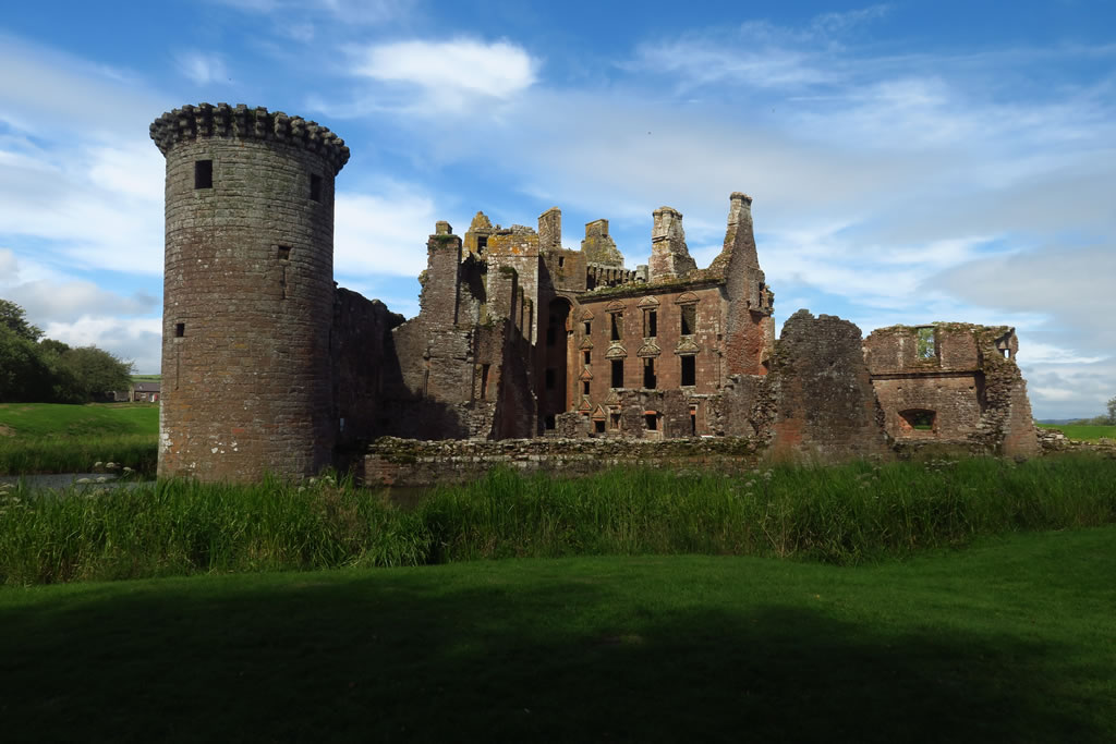 IMG_1184 Caerlaverock Castle