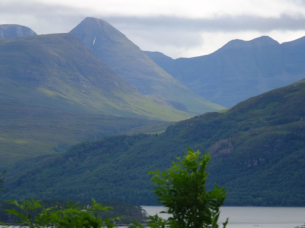 DSCF5232 Loch Maree