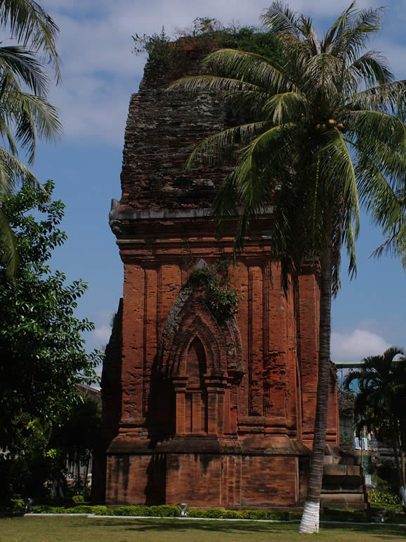DSCF0316, Quang Ngai, Cham Tower
