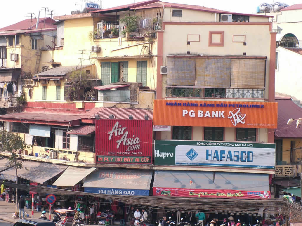 DSCF0159, Main Square Hoardings, Hanoi