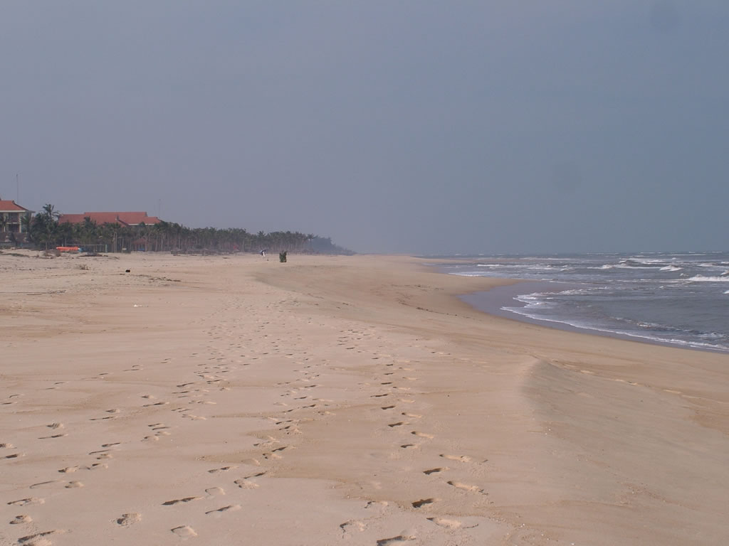 DSCF9703, One of the beaches at Dong Hoi